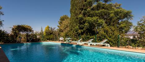 Piscine extérieure