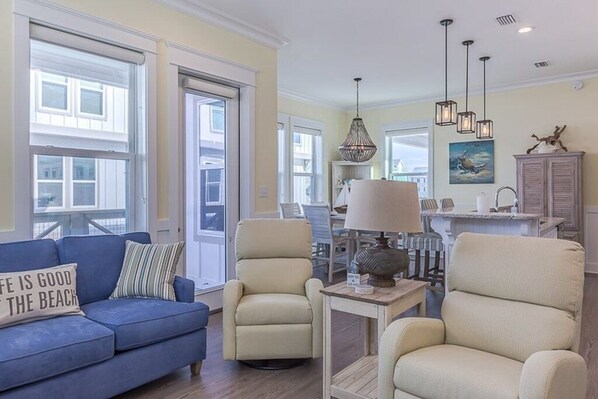 Smart TV, DVD player