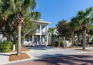 Exterior - 100 FIVE STAR REVIEWS!   Rhapsody in Blue... Second home, not just a rental!  (Panama City Beach)