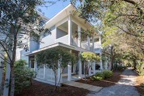 Exterior - 100 FIVE STAR REVIEWS!   Rhapsody in Blue... Second home, not just a rental!  (Panama City Beach)