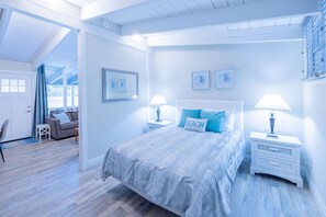 1 bedroom, iron/ironing board, WiFi, bed sheets - Mountain View Boutique Suite with contactless entry - The Lake at Blue Mountains (Blue Mountains)