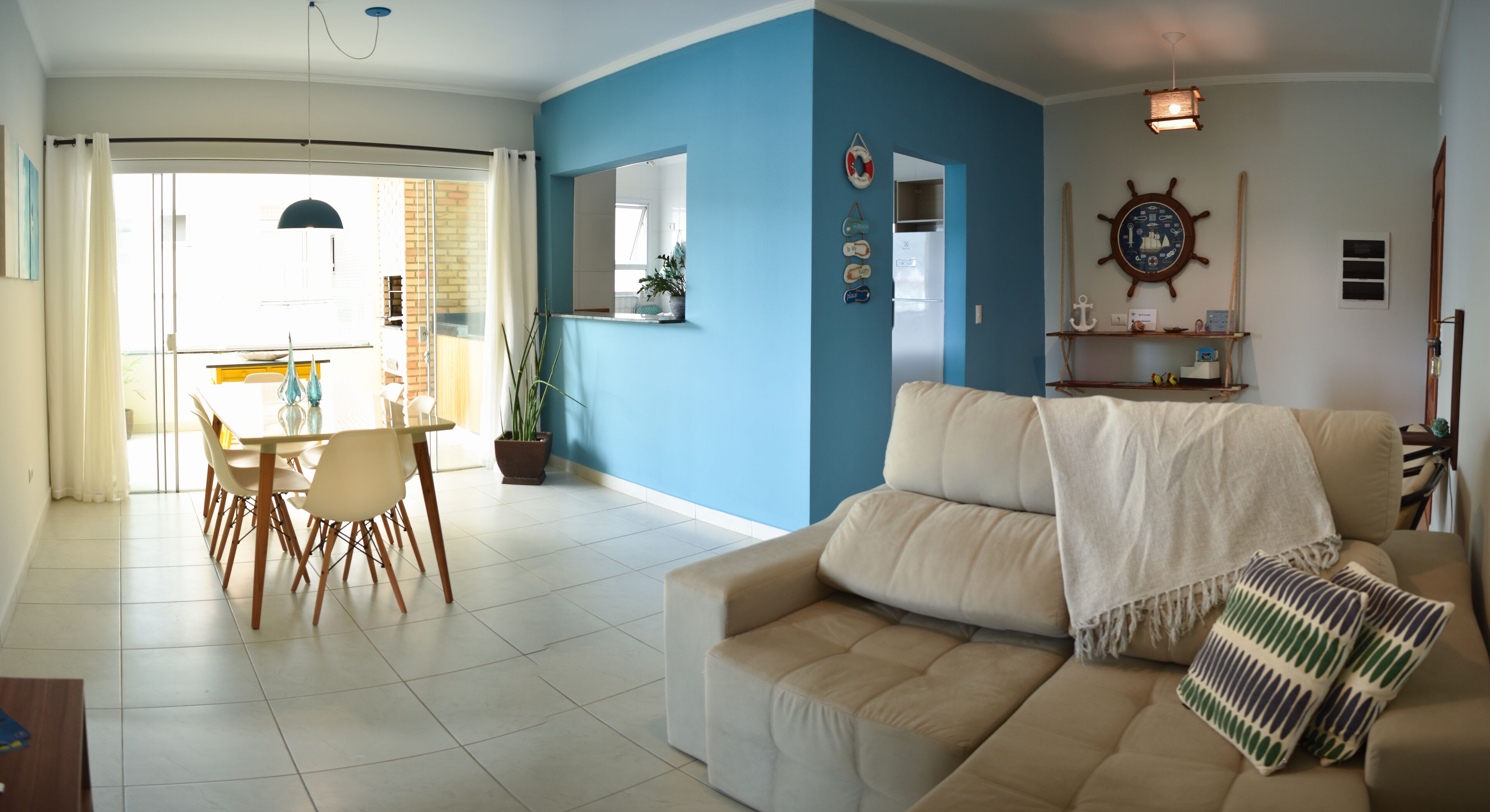 SEA VIEW APARTMENT, GOURMET BALCONY! WI-FI 75MB BEST LOCATION 