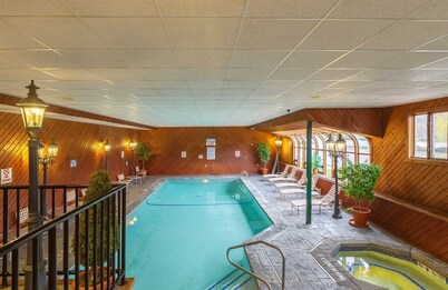 Spacious 1 BR; views of Loon Mountain!