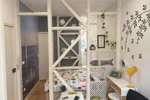 1 chambre, fer et planche à repasser, Wi-Fi, draps fournis