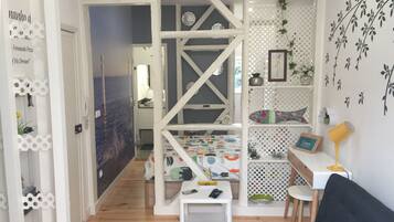 1 chambre, fer et planche Ă repasser, Wi-Fi, draps fournis