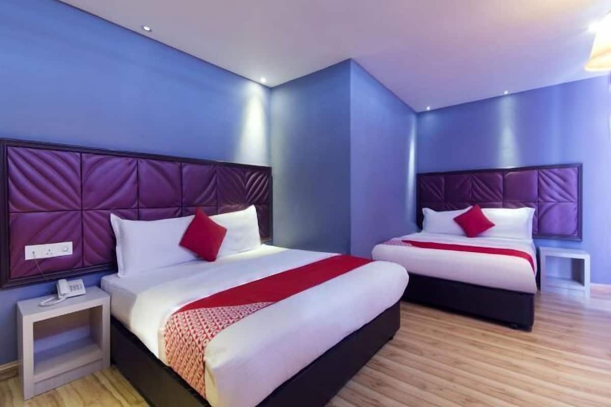 In-room safe, desk, iron/ironing board, free WiFi