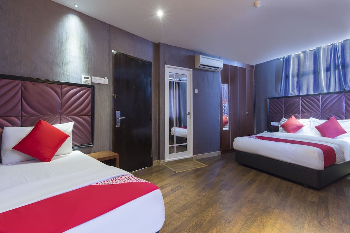 In-room safe, desk, iron/ironing board, free WiFi