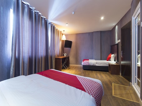 Family Suite, 2 Double Beds | In-room safe, desk, iron/ironing board, free WiFi