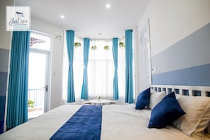 Deluxe Family Room | Desk, free WiFi - Just Home - Hostel (Da Nang)