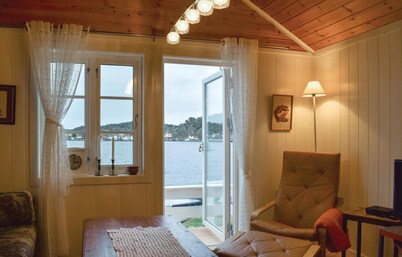 Nice home in Staubø with house sea view