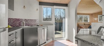 Cozy home in Roslev with WiFi