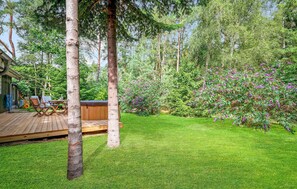 Outdoor dining - Lovely home in Ebeltoft with WiFi (Ebeltoft)
