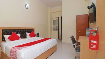 Standard Room | Free WiFi, bed sheets