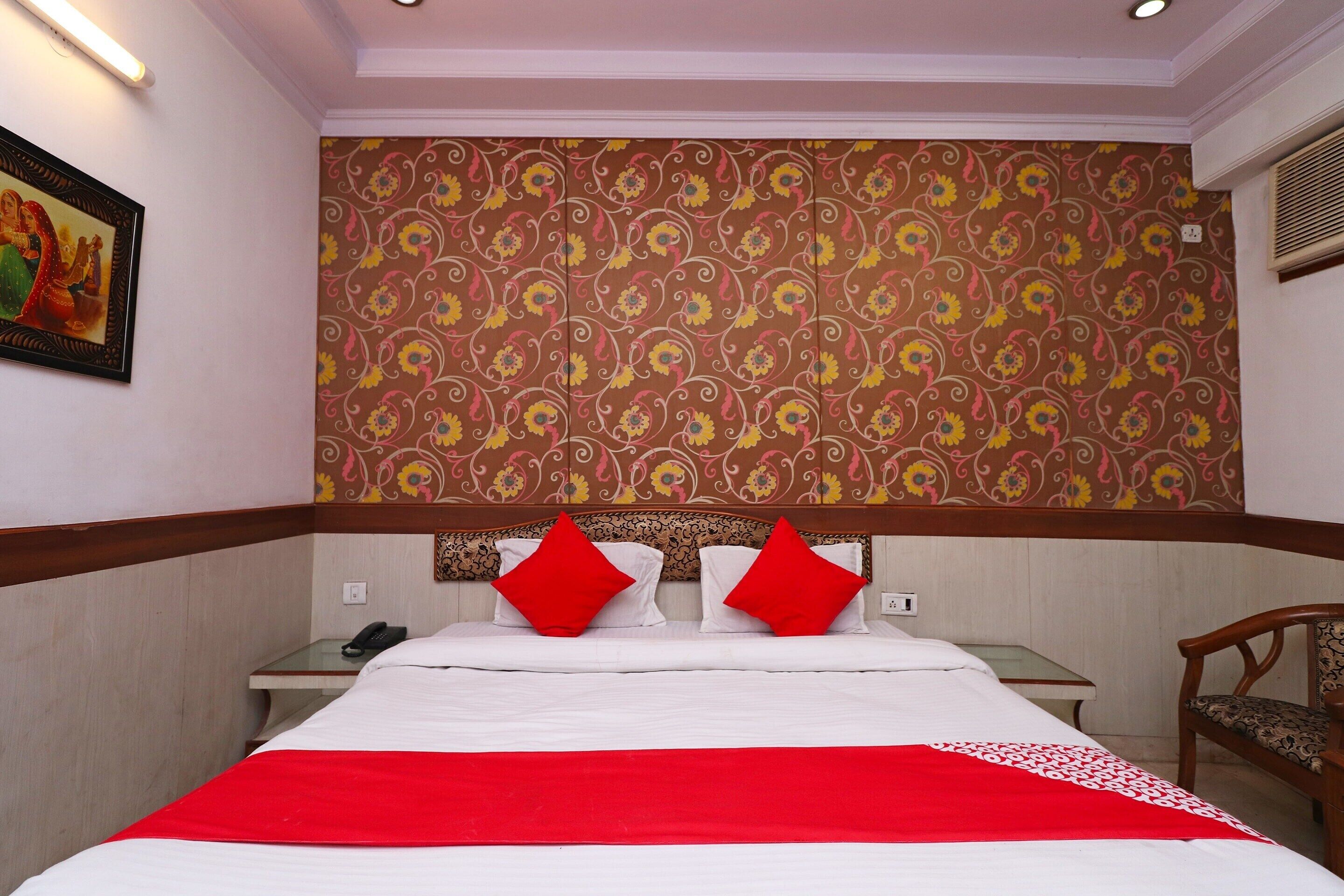 Deluxe Suite | Free WiFi, bed sheets