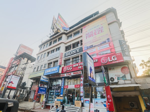 Mặt tiền nơi lưu trú