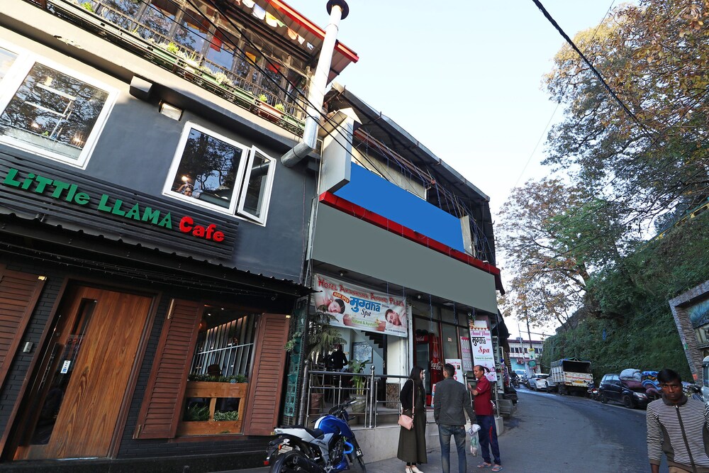 OYO 19947 Akanksha Anand Plaza image