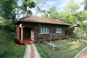 Ngoại thất