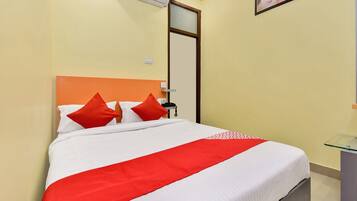 Single Room, 1 Queen Bed