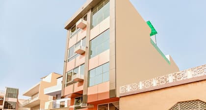 OYO 28054 Hotel Suraj Villa