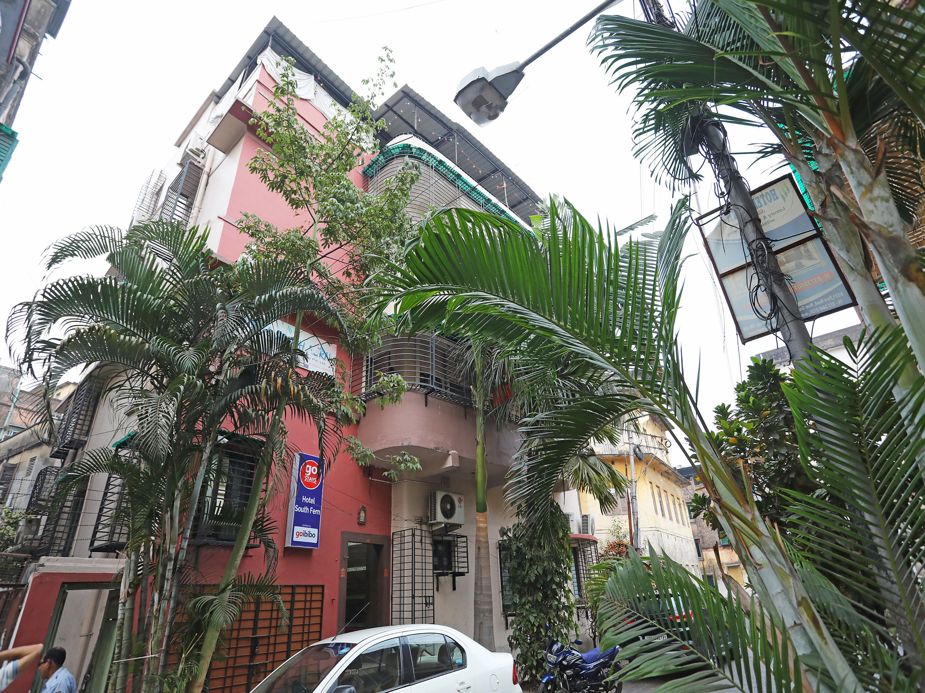 المنشأة من الخارج