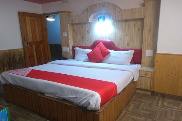 Standard Room - OYO 24552 Hotel Koyal (Manali)