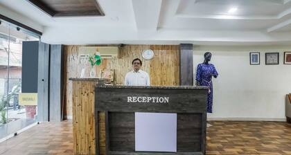 OYO 28783 Hotel Vaishali