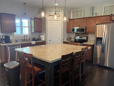 Sam Rayburn Lake House in Rayburn Country w/ WI-FI