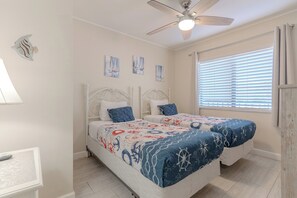 3 bedrooms, iron/ironing board, travel cot, free WiFi