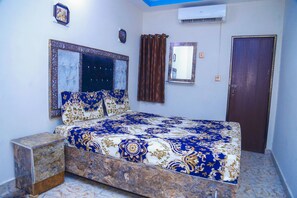 Literie de qualité supérieure, chambres insonorisées, Wi-Fi gratuit