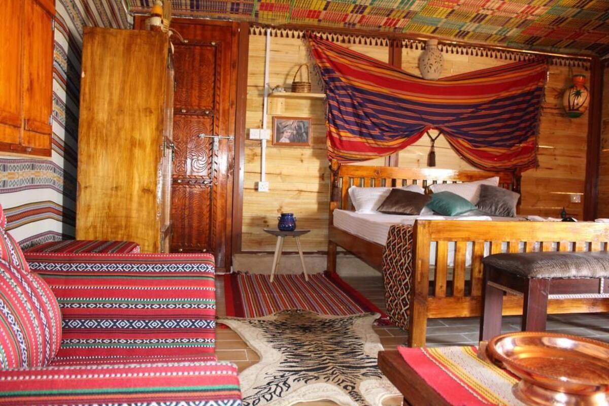 Luxury Wooden Hut | In-room safe, iron/ironing board (on request)