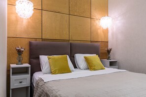 Luxury-Apartment | Allergikerbettwaren, Daunenbettdecken, individuell dekoriert