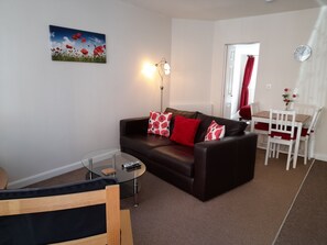 TV - Lucea Cottage 1 Bed  Bungalow sleeps 2 Craven Arms Shropshire (Craven Arms)