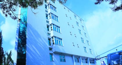 Lewi Hotel Piazza