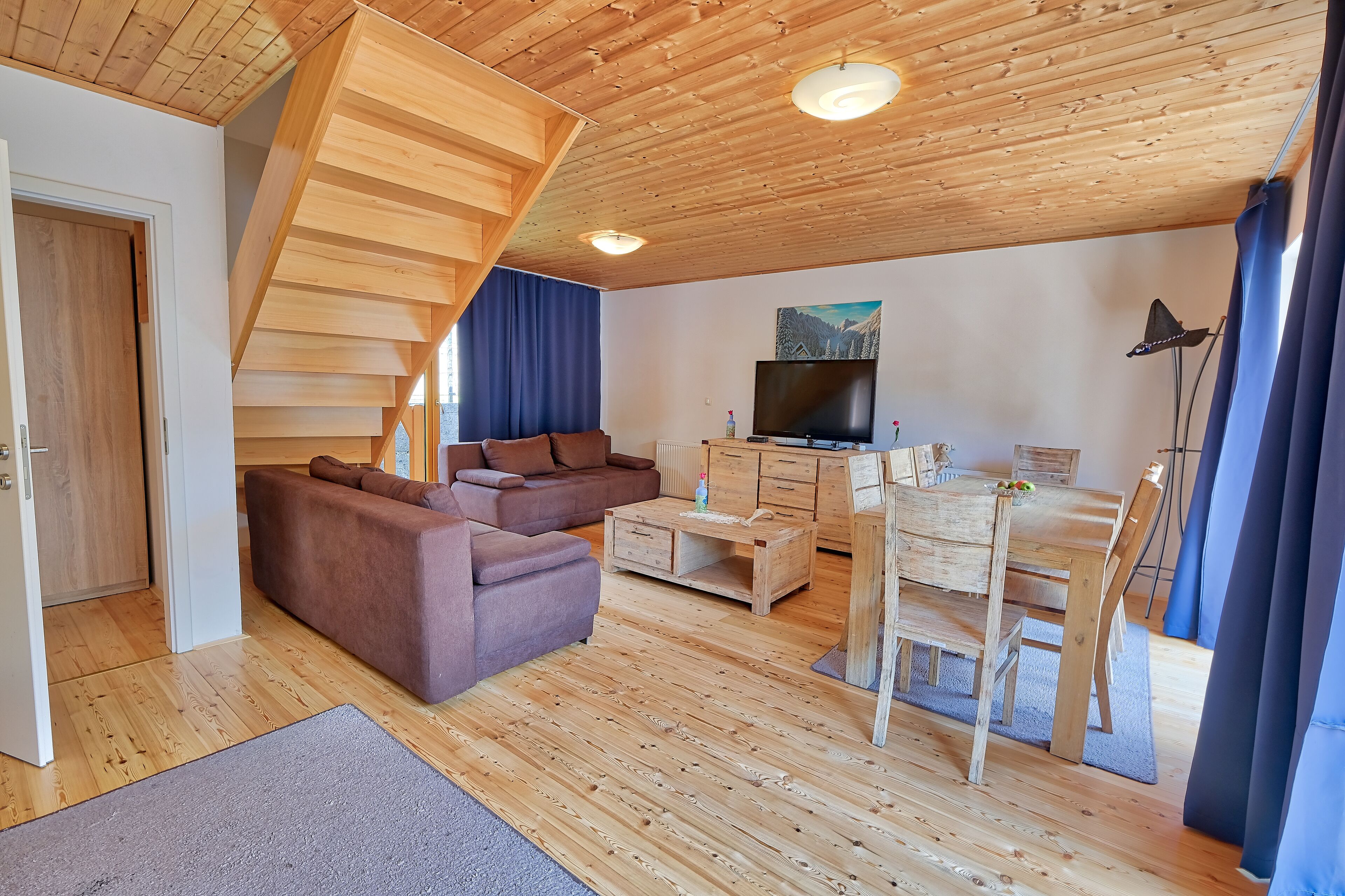 Casa Elite, vista montagna | Area soggiorno | TV a schermo piatto