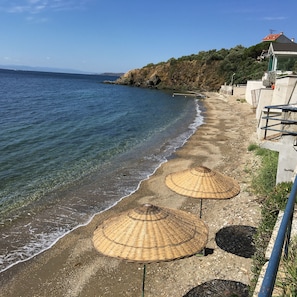 Beach nearby - Ada-art Guesthouse (Marmara)