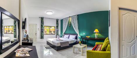 Superior Room | In-room safe, free WiFi, bed sheets