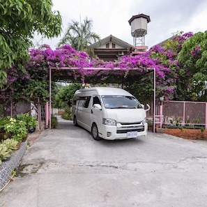 Property entrance - The Coconut Resort (Patong)