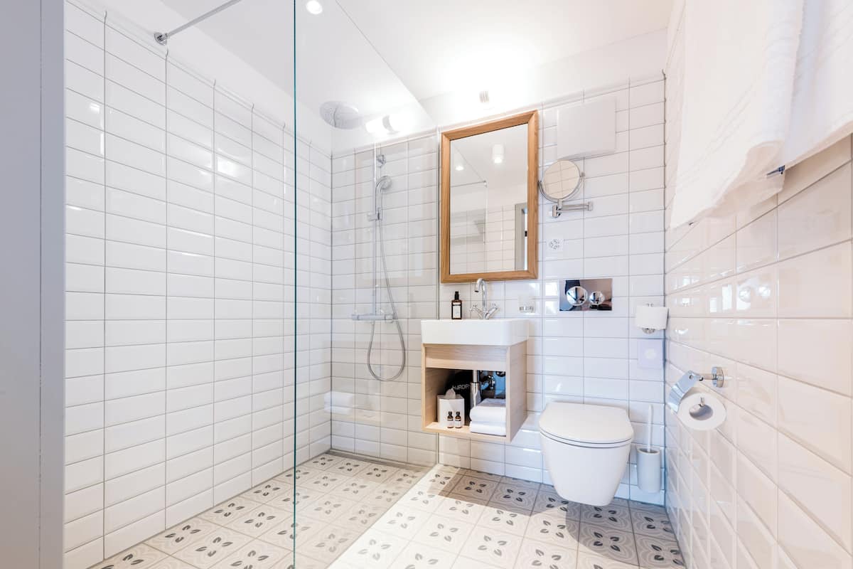 1 soverom, allergitestet sengetøy, dundyner og blendingsgardiner