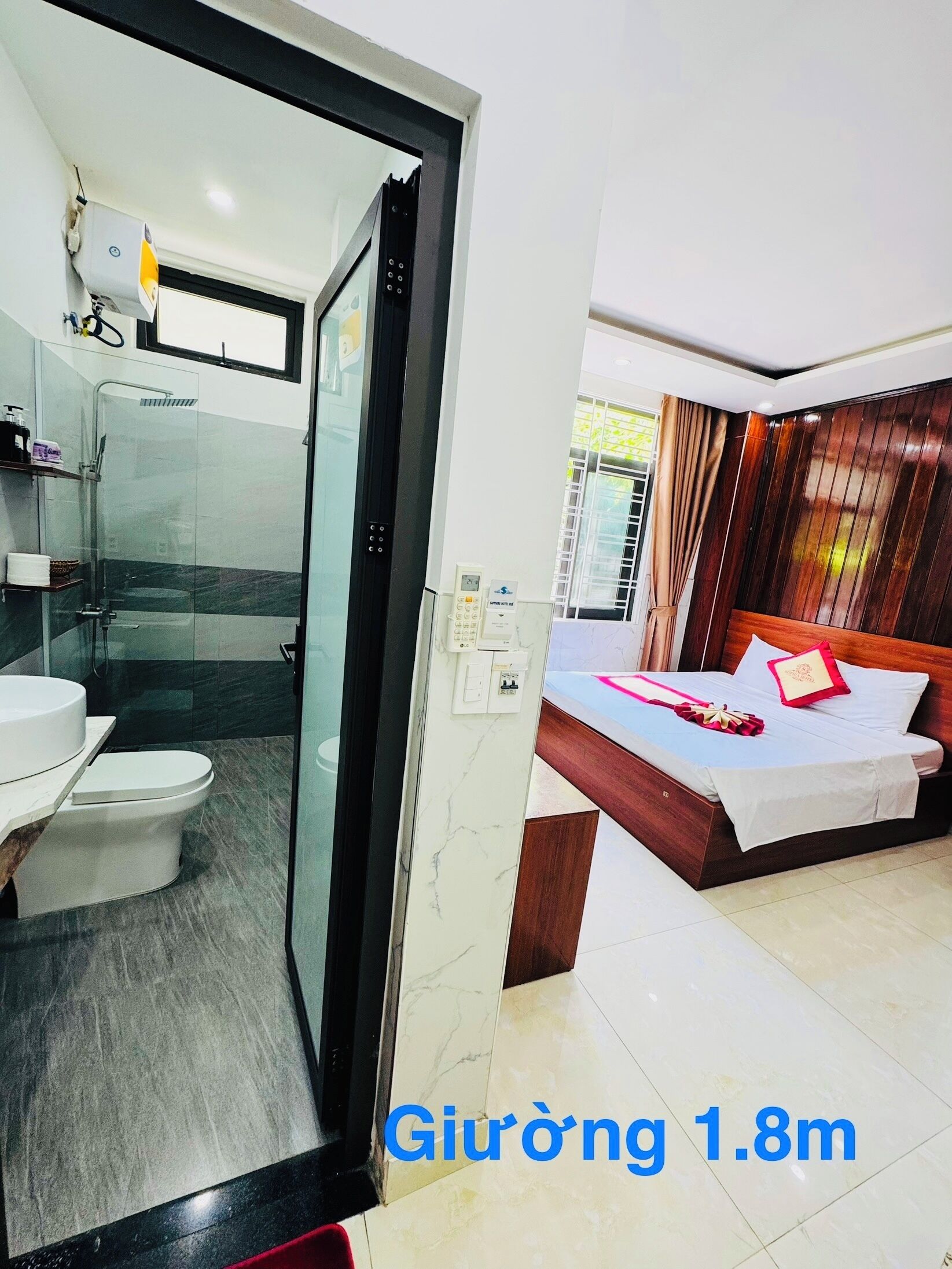 华丽双人房 (Window) | 高档床上用品、羽绒被、加厚床垫、迷你吧