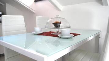 Apartment, 1 Queen Bed with Sofa bed, Non Smoking | Living area | LED TV