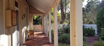 Tillbrook Cottage, Perth Hills