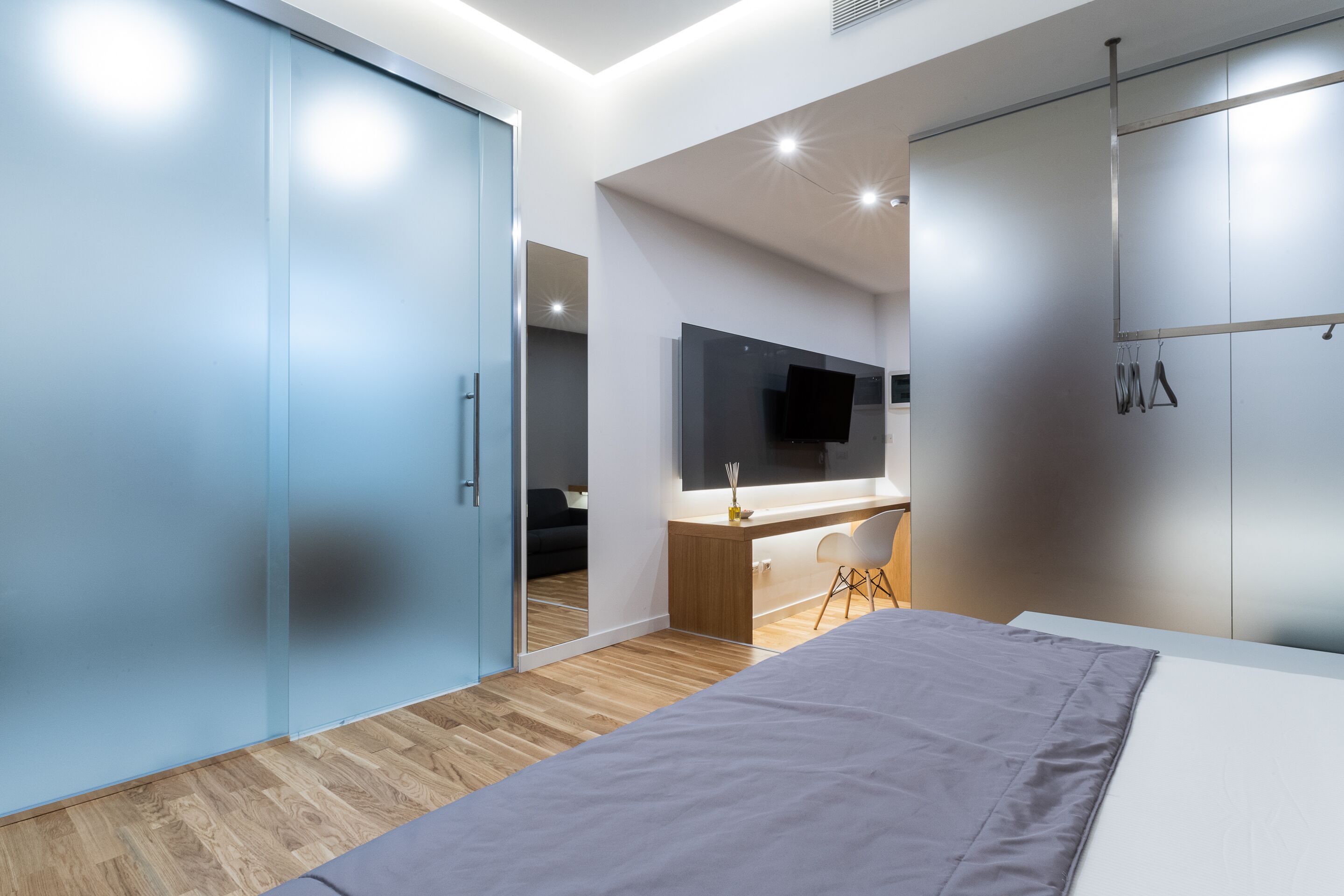 Suite, Stadtblick | Hochwertige Bettwaren, Minibar, Zimmersafe, schallisolierte Zimmer