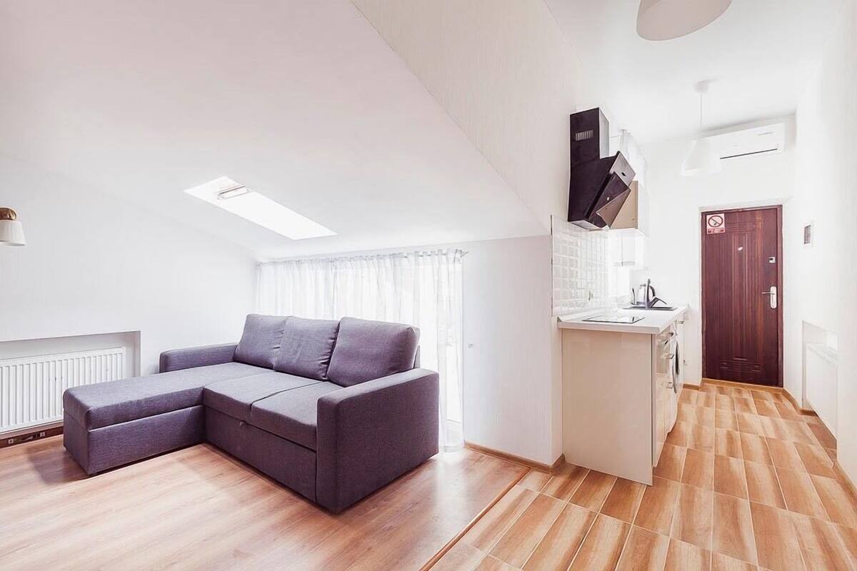 Doppelzimmer (Attic) | Eigene Küche | Kühlschrank, Mikrowelle, Herdplatte, Wasserkocher