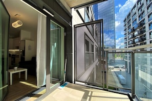 Appartement Premium, 1 chambre, balcon, vue ville | Terrasse/Patio