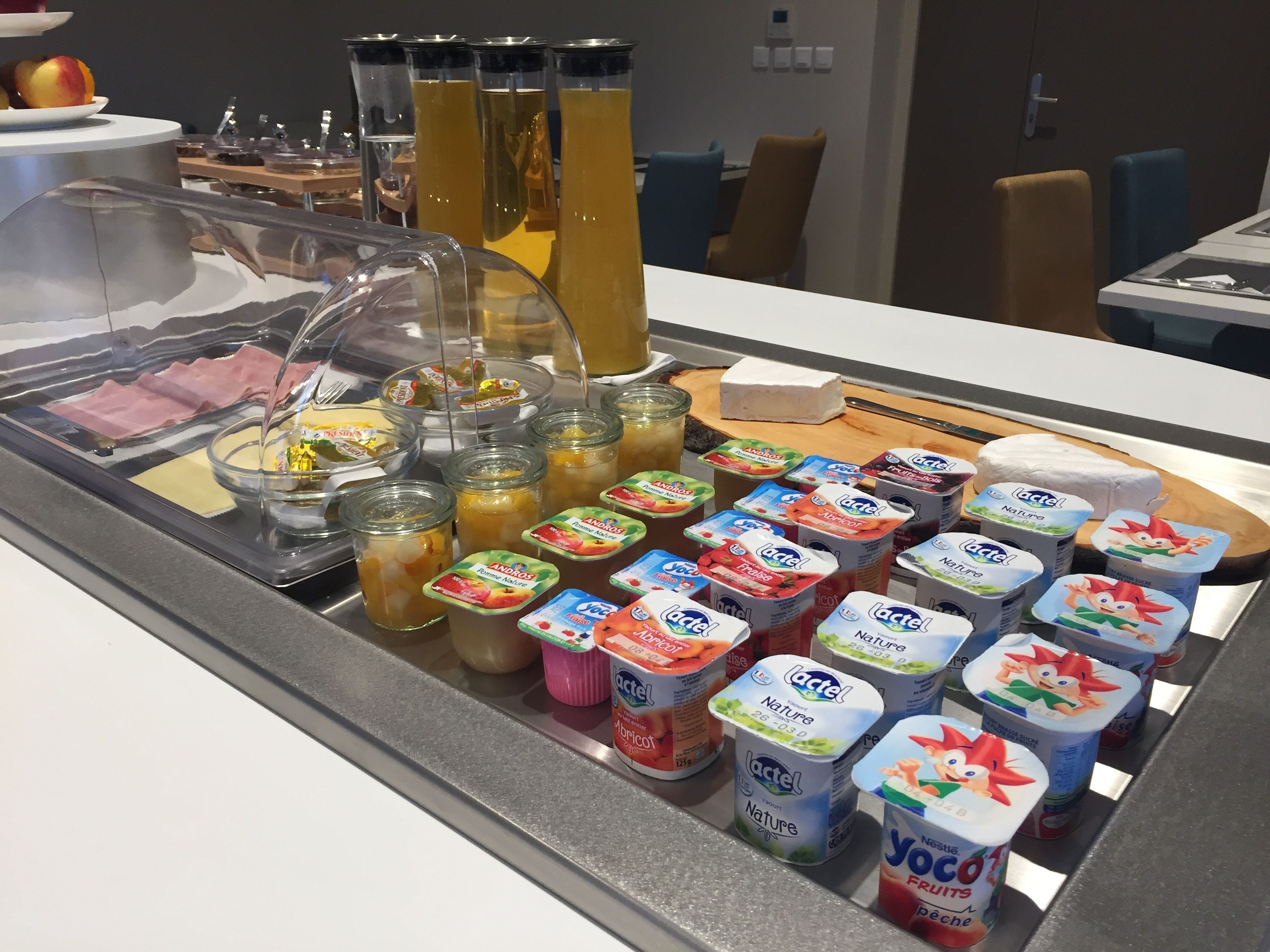 daily buffet breakfast (eur 11.80 per person)