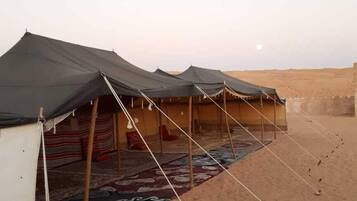 Dagelijks ontbijtbuffet inbegrepen