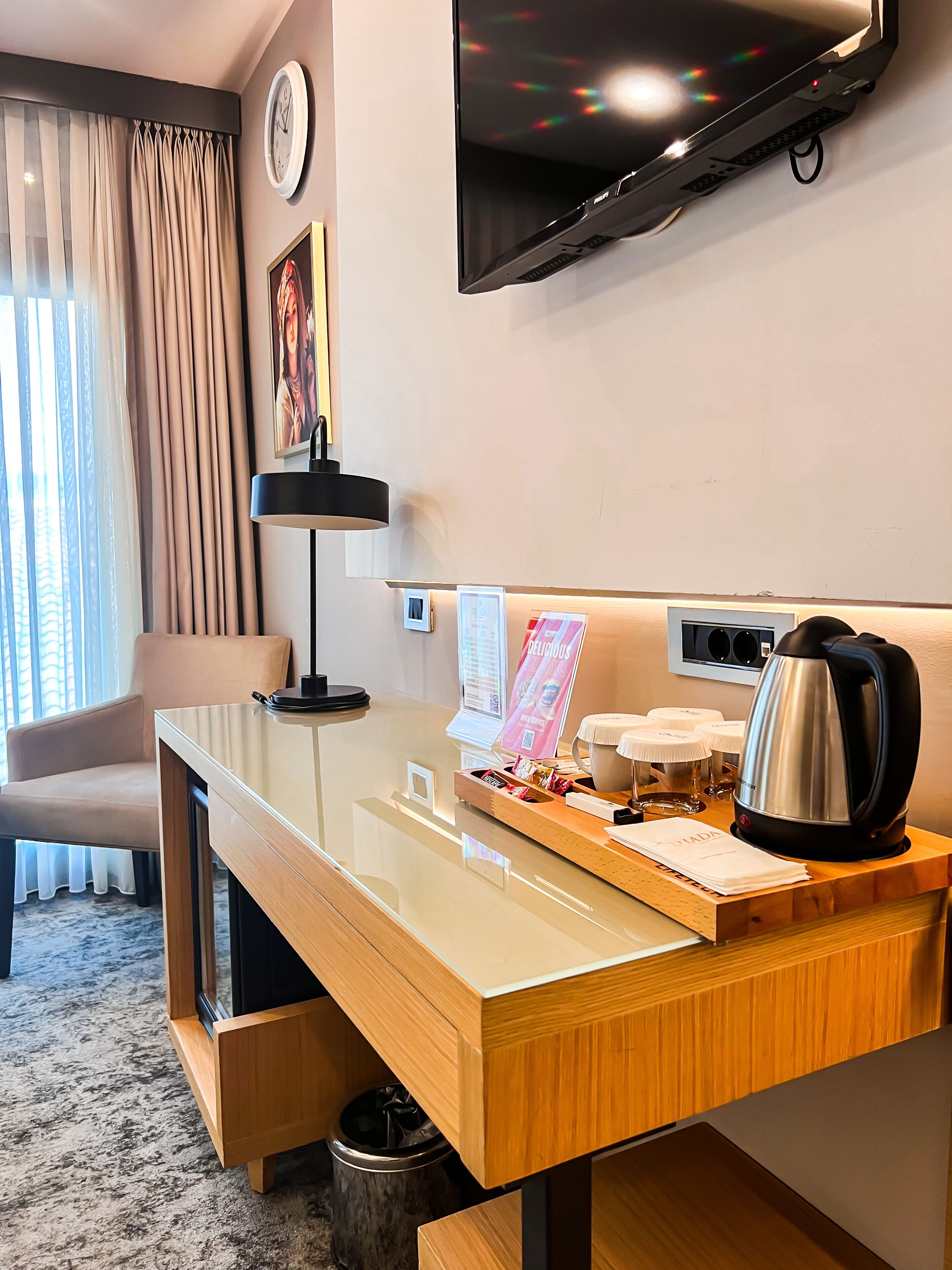 superior double room, annex building | 1 bedroom, premium bedding, minibar, in-room safe