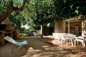 Villa, Berbilang Katil | Teres/patio