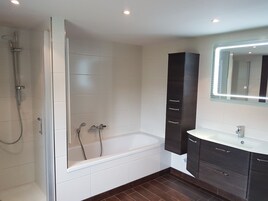 Apartamento | Baño | Ducha y secador de pelo