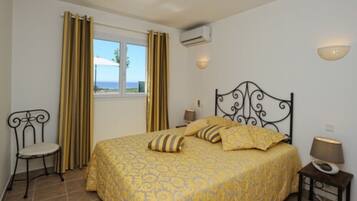 Family Villa, 3 Bedrooms, Sea View | 3 bedrooms, blackout drapes, soundproofing, iron/ironing board